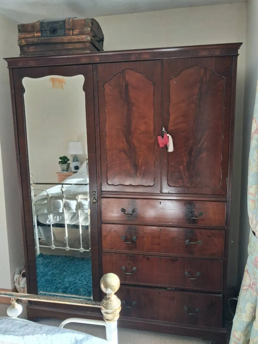 Antique mahogany wardrobe - Image 1