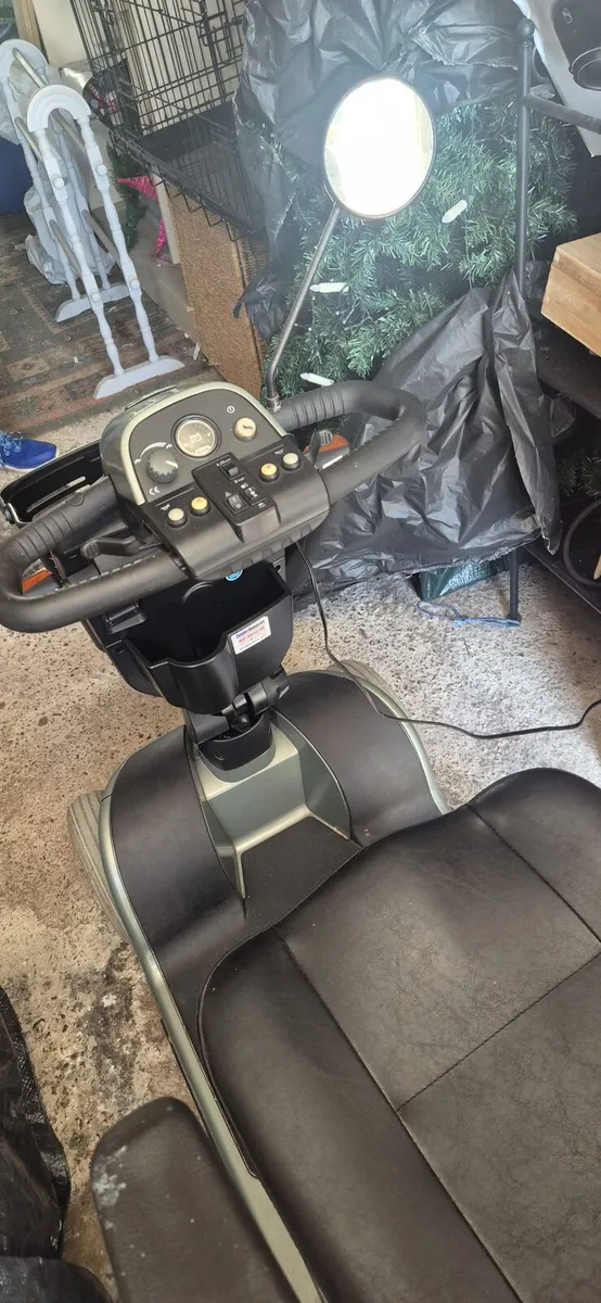 Mobility scooter - Image 2