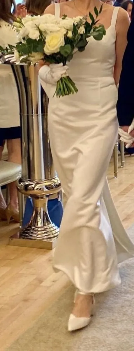 Wedding dress - Image 2