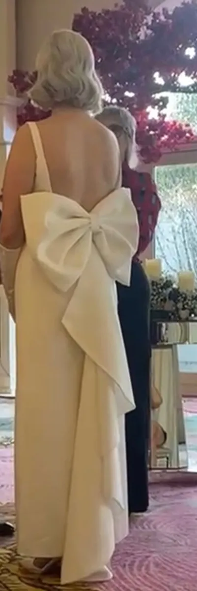Wedding dress - Image 4