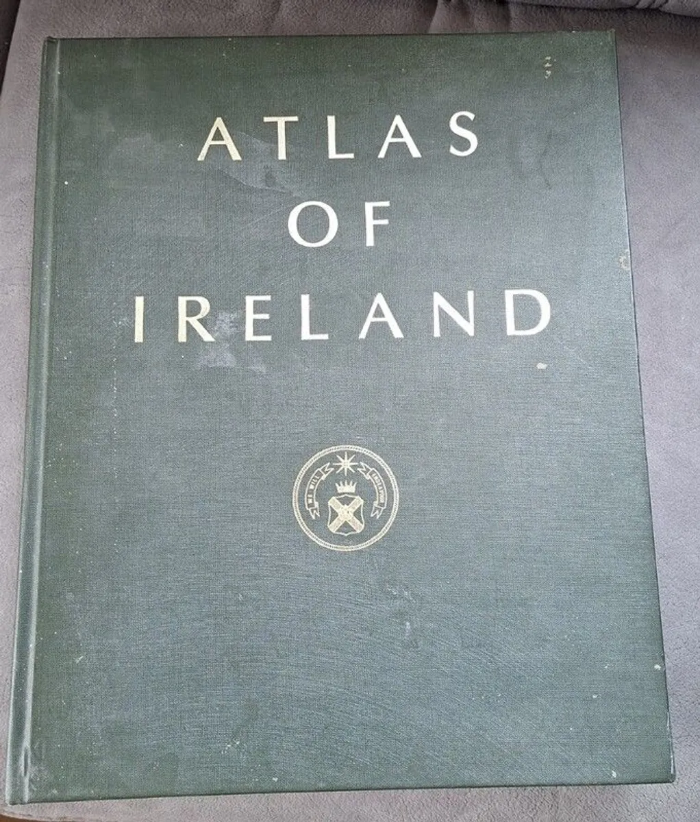 Atlas of Ireland  Royal Irish Academy 1979 - Image 1