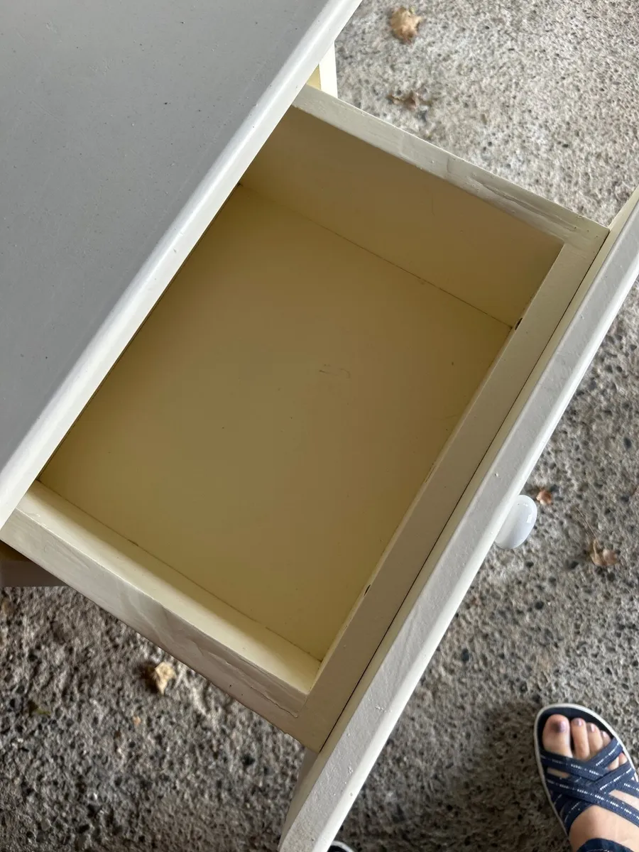 Bedroom furniture - Image 3