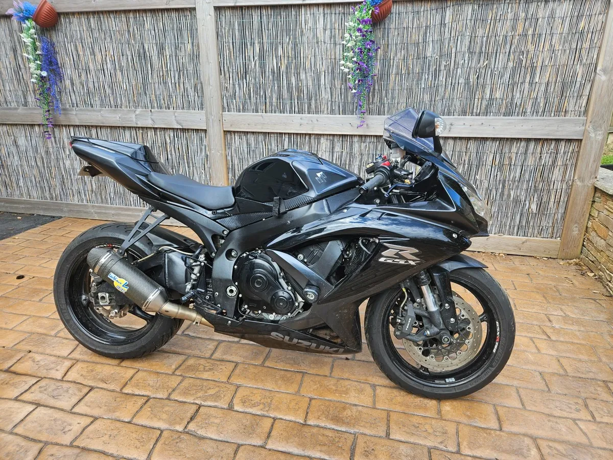 Suzuki  gsxr 750 - Image 2
