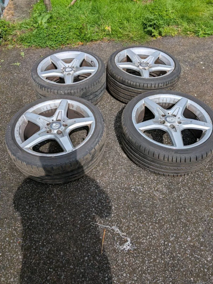 Mercedes AMG alloy wheels - Image 1