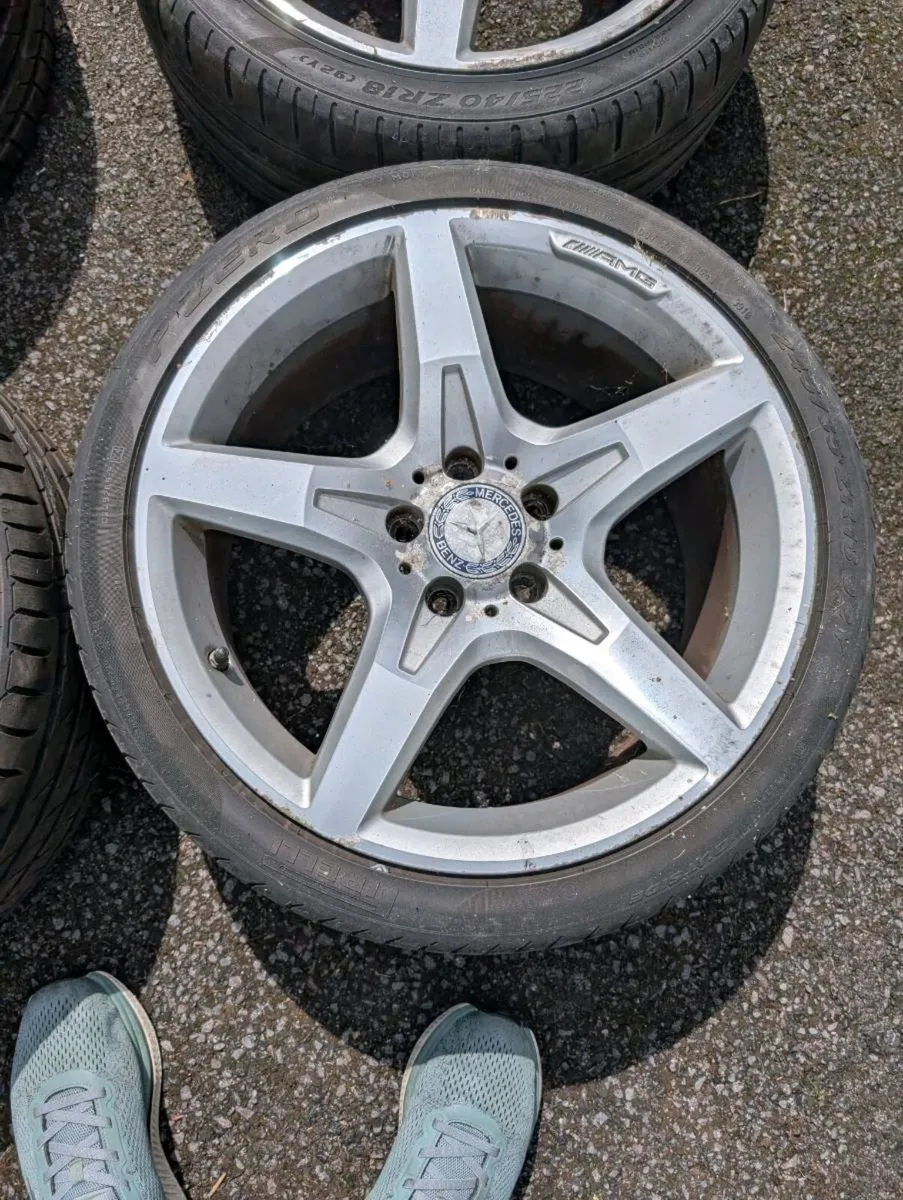 Mercedes AMG alloy wheels - Image 4
