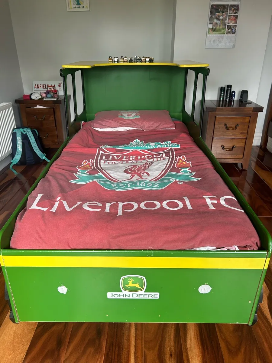 Kids John Deere bed - Image 2