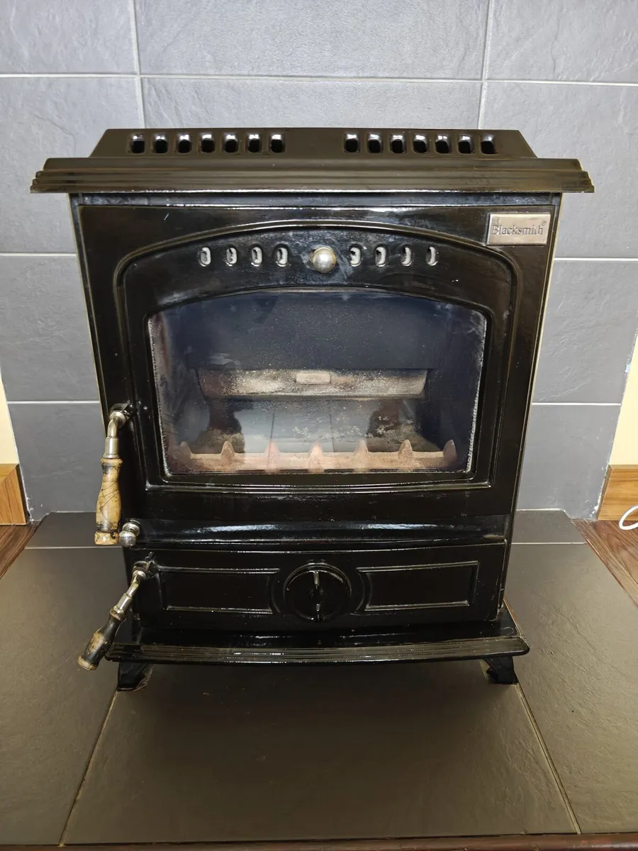 Blacksmith back boiler Stove - Image 2