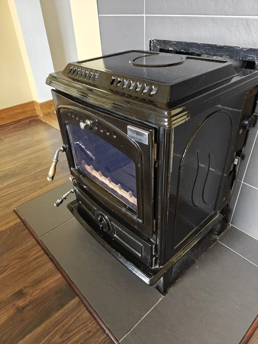 Blacksmith back boiler Stove - Image 3
