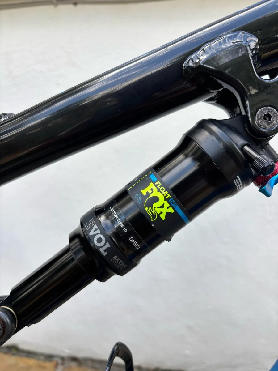 Saracen traverse elite mountain bike - Image 4