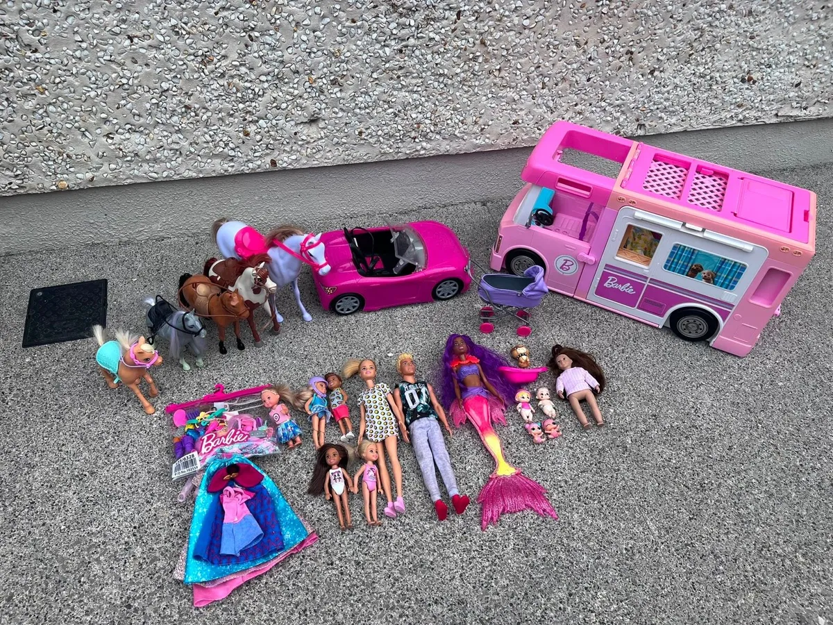 Barbie Campervan and much more - Image 3