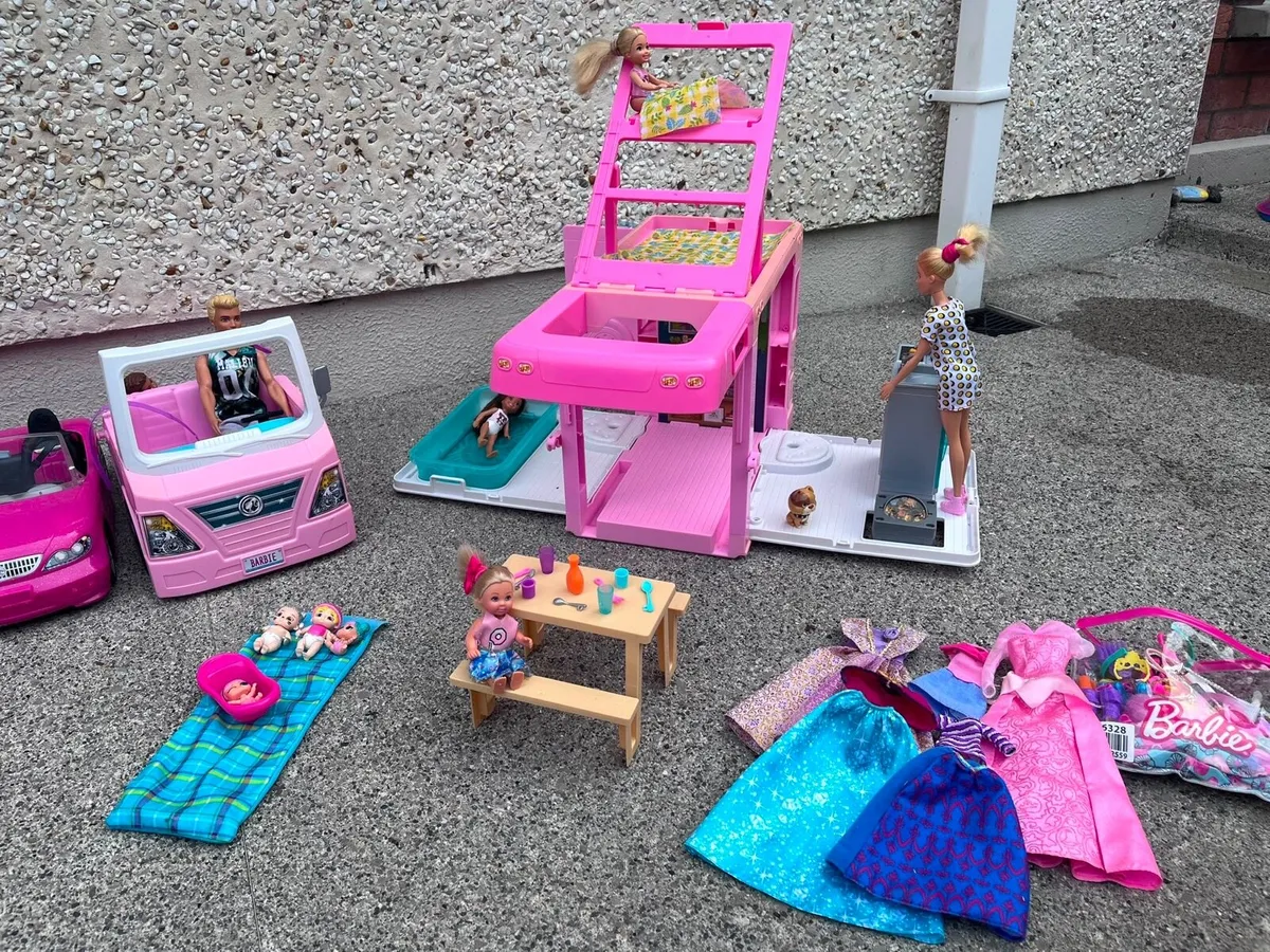 Barbie Campervan and much more - Image 4