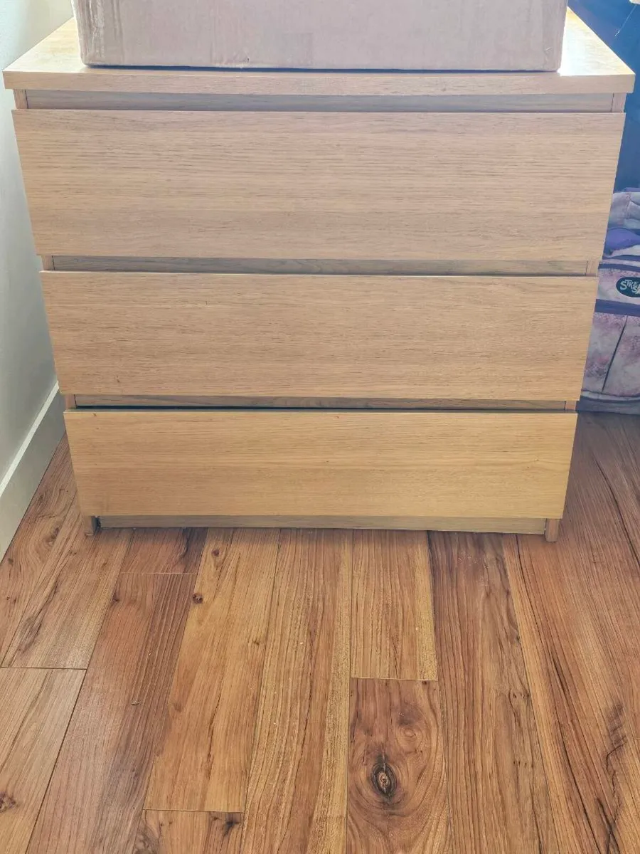 Chest of drawers & Wardrobe - Image 1