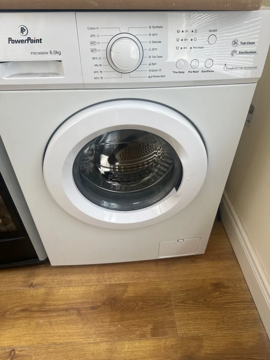 Washing machine - Image 1