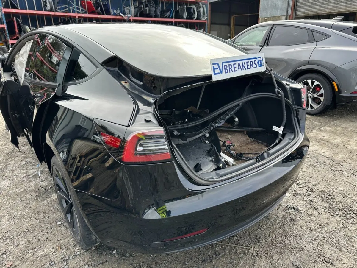 TESLA MODEL 3 FOR BREAKING - MULTIPLE IN STOCK - Image 3