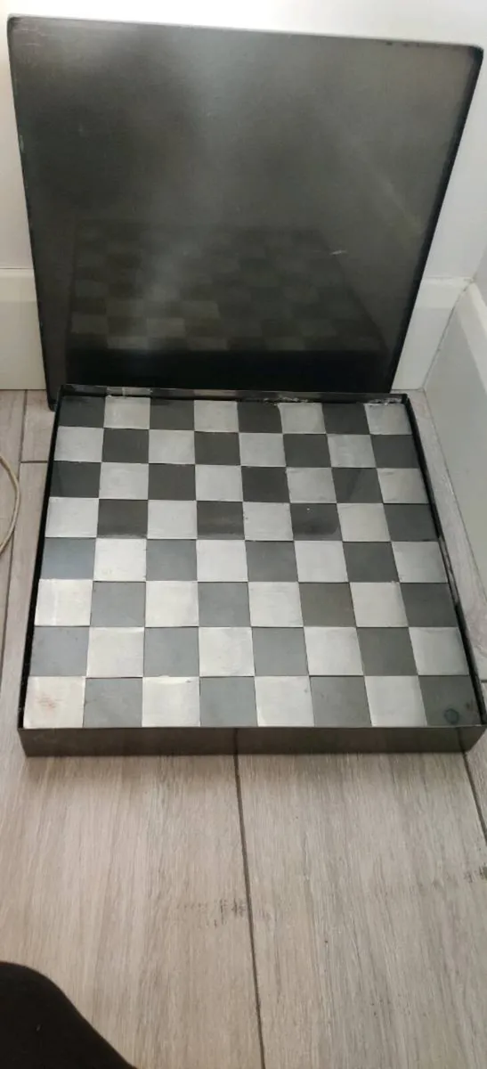 hand-welded chess - Image 3