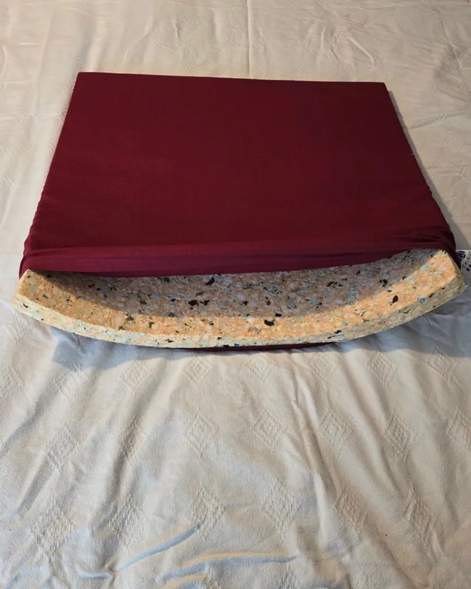 Complete 47 Piece Matching Meditation Studio Set Brand New (Tibetan Maroon - Image 3