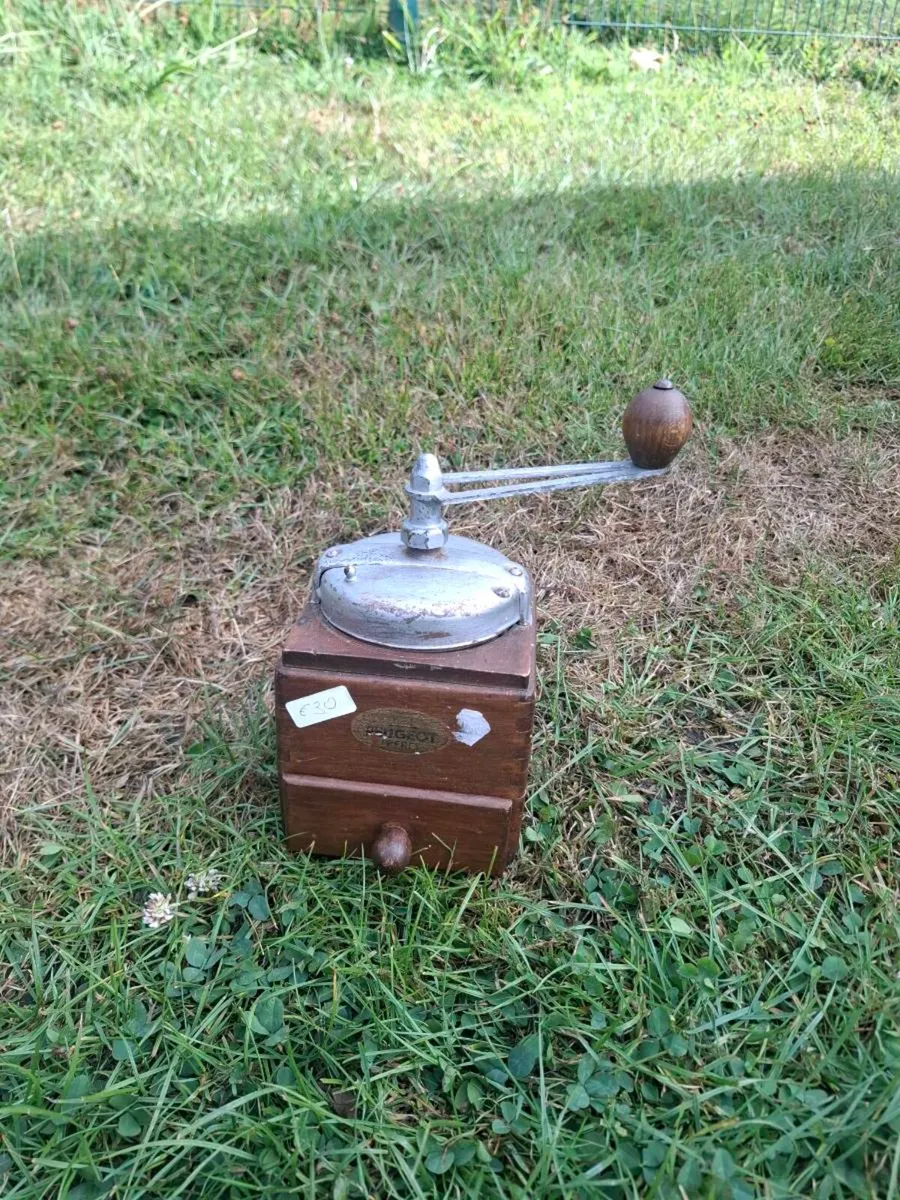 Peugeot coffee grinder - Image 1