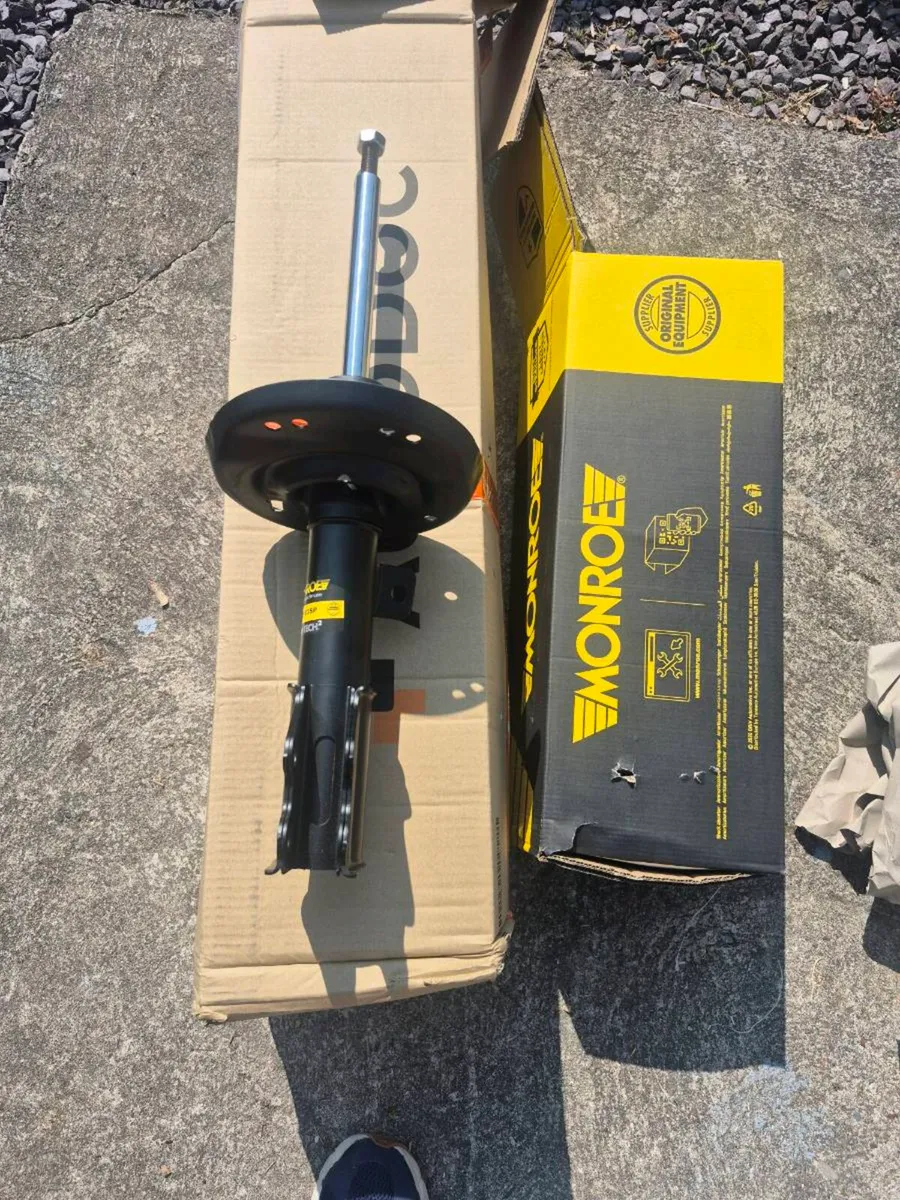 Front Left Shock Absorber 2012 Peugeot 508 - Image 1