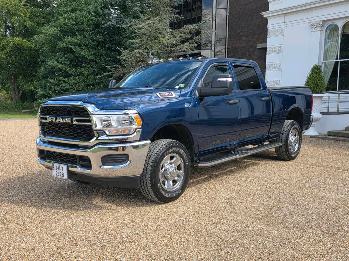 241 DODGE RAM 6.4 HEMI V8 HEAVY DUTY TRADESMAN - Image 1