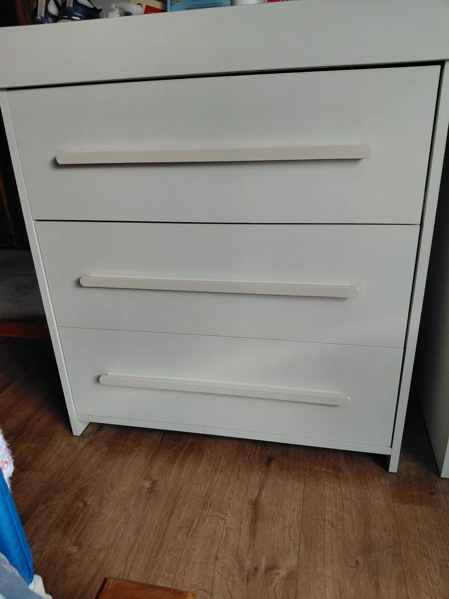 Nursery Set - Image 4