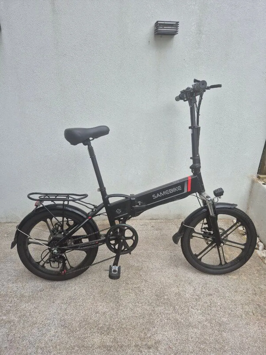Electric folding bike - Image 1