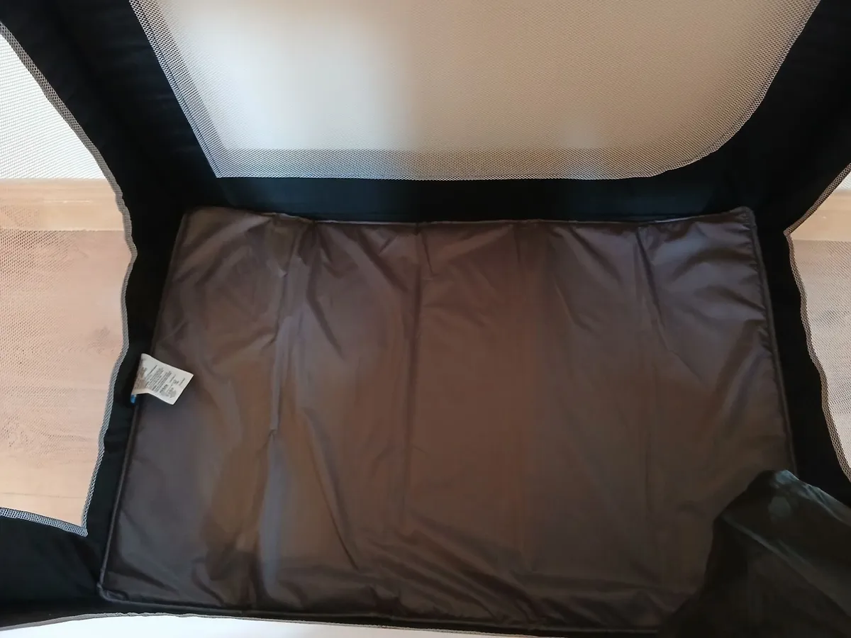 Travel cot - Image 3