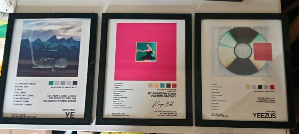 Kayne West Album Pictures - Image 4