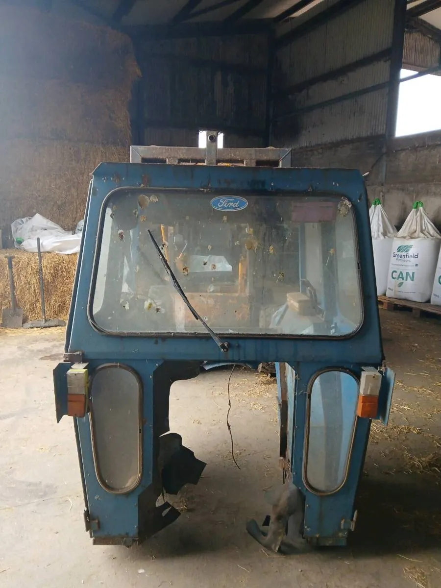Ford lambourn cab - Image 1