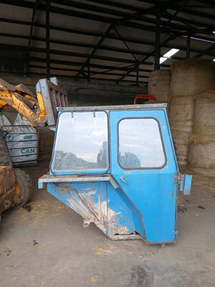 Ford lambourn cab - Image 2