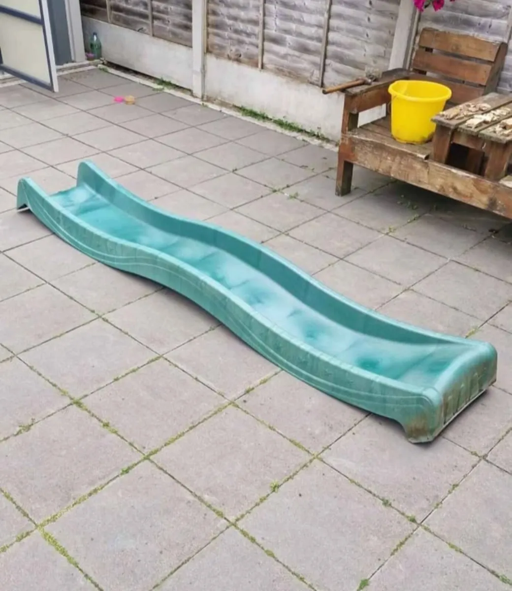 Kids slide - Image 1