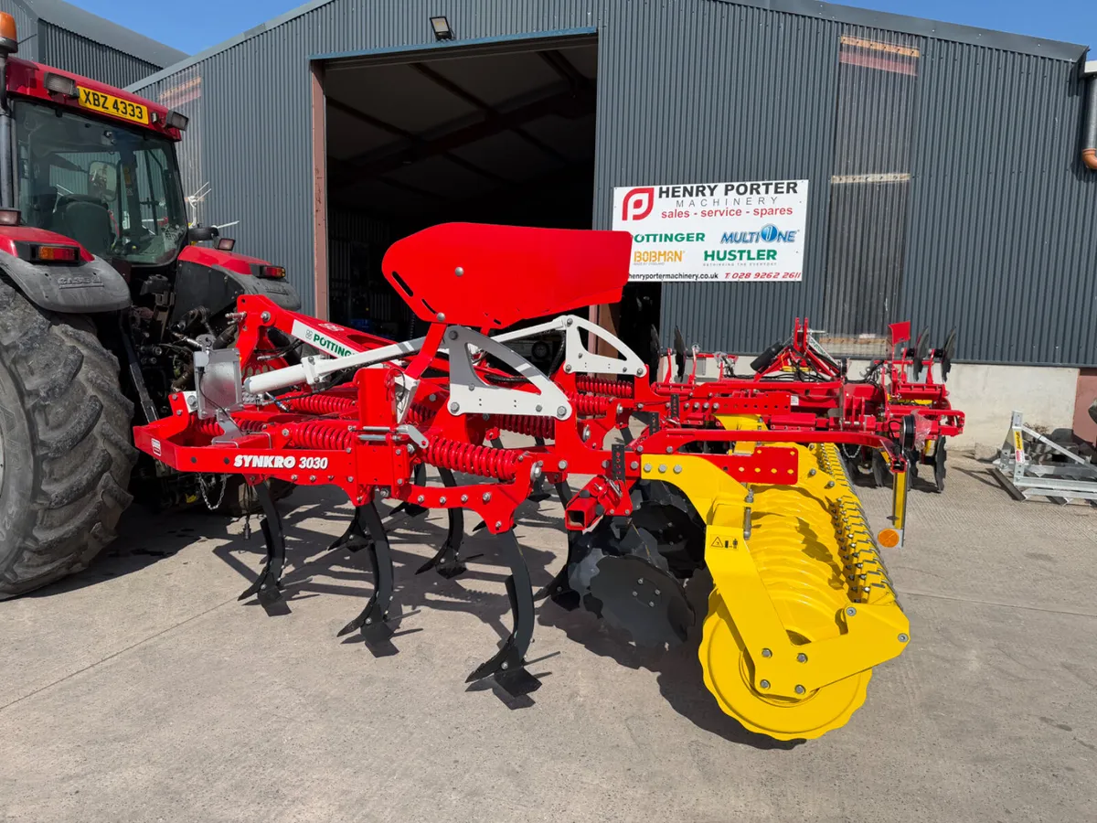 Pottinger Synkro 3030 Nova Cultivator - Image 1