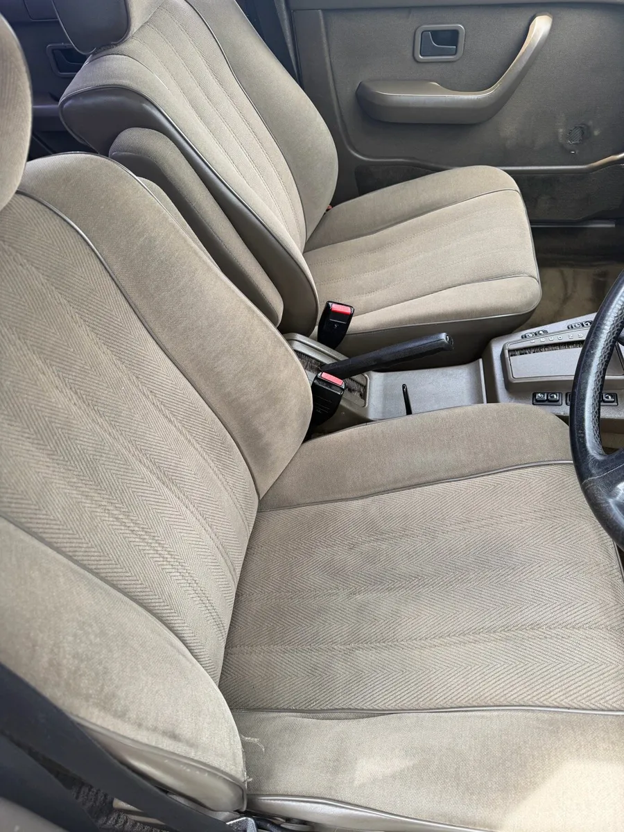 BMW 528i automatic - Image 3
