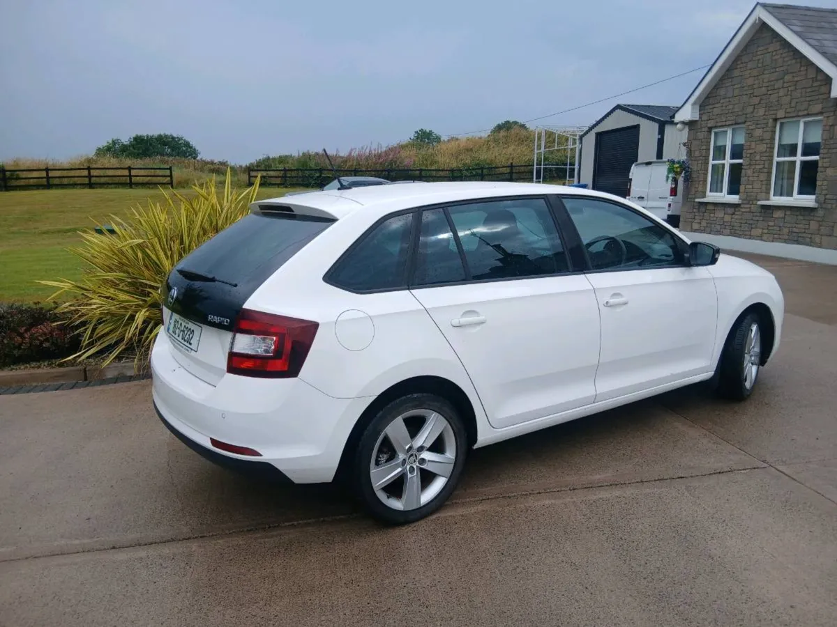 Skoda rapid - Image 3