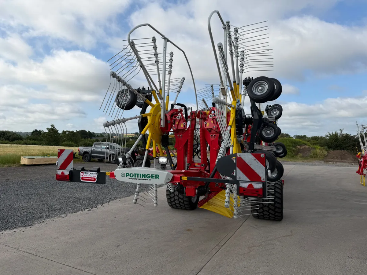 New Pottinger TOP VT12540  4 rotor rake - Image 3