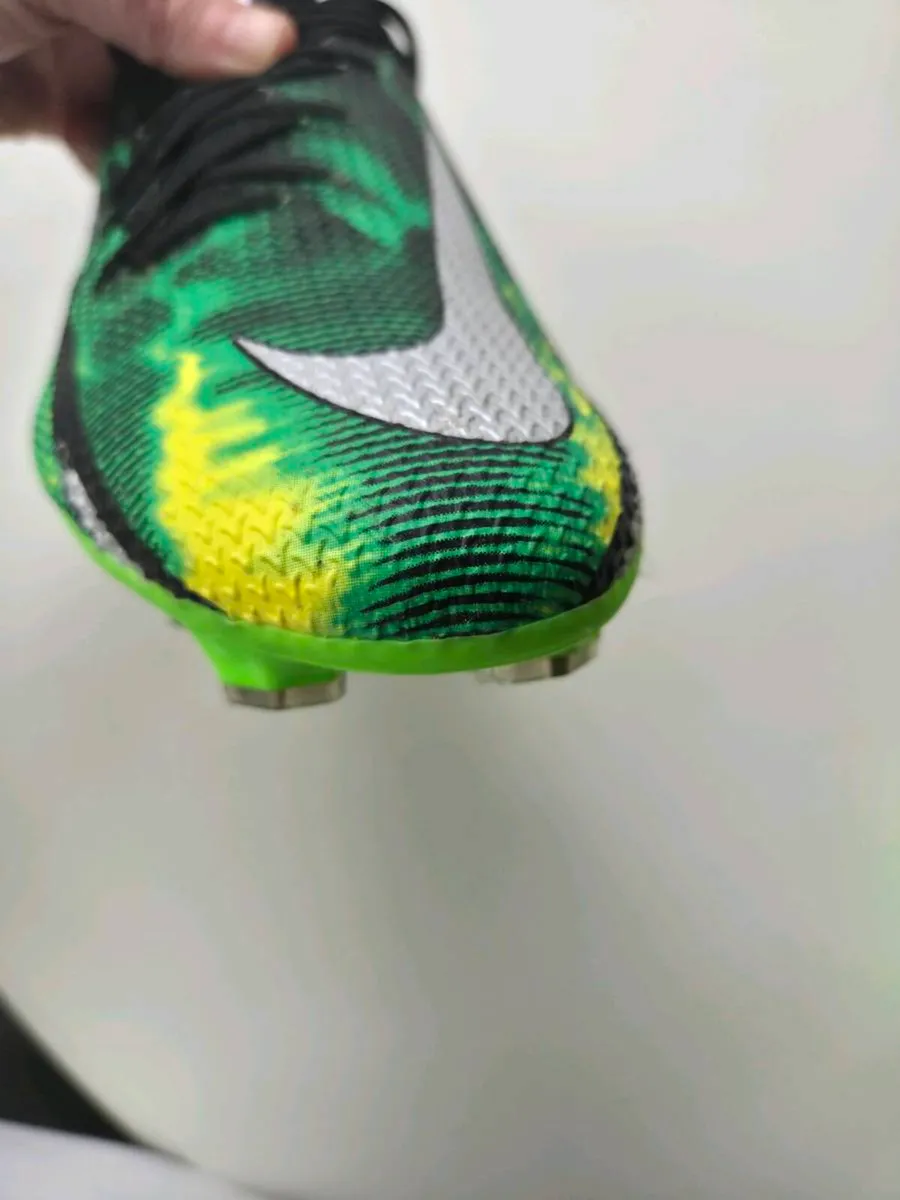 Nike Phantom GT Pro FG (Size 10) - Image 4