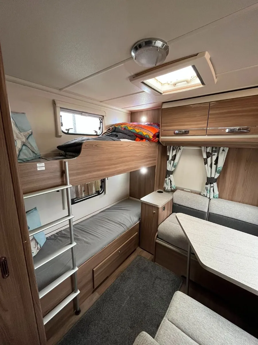 2018 Swift Challenger 590 - Image 3