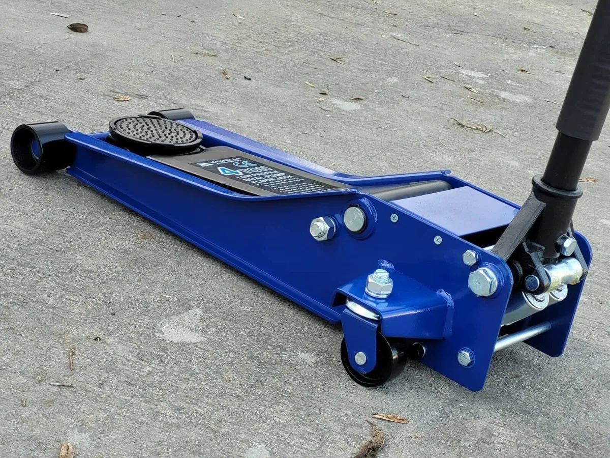 Heavy Duty 4 Ton Ultra Low Profile Trolley Jack - Image 3