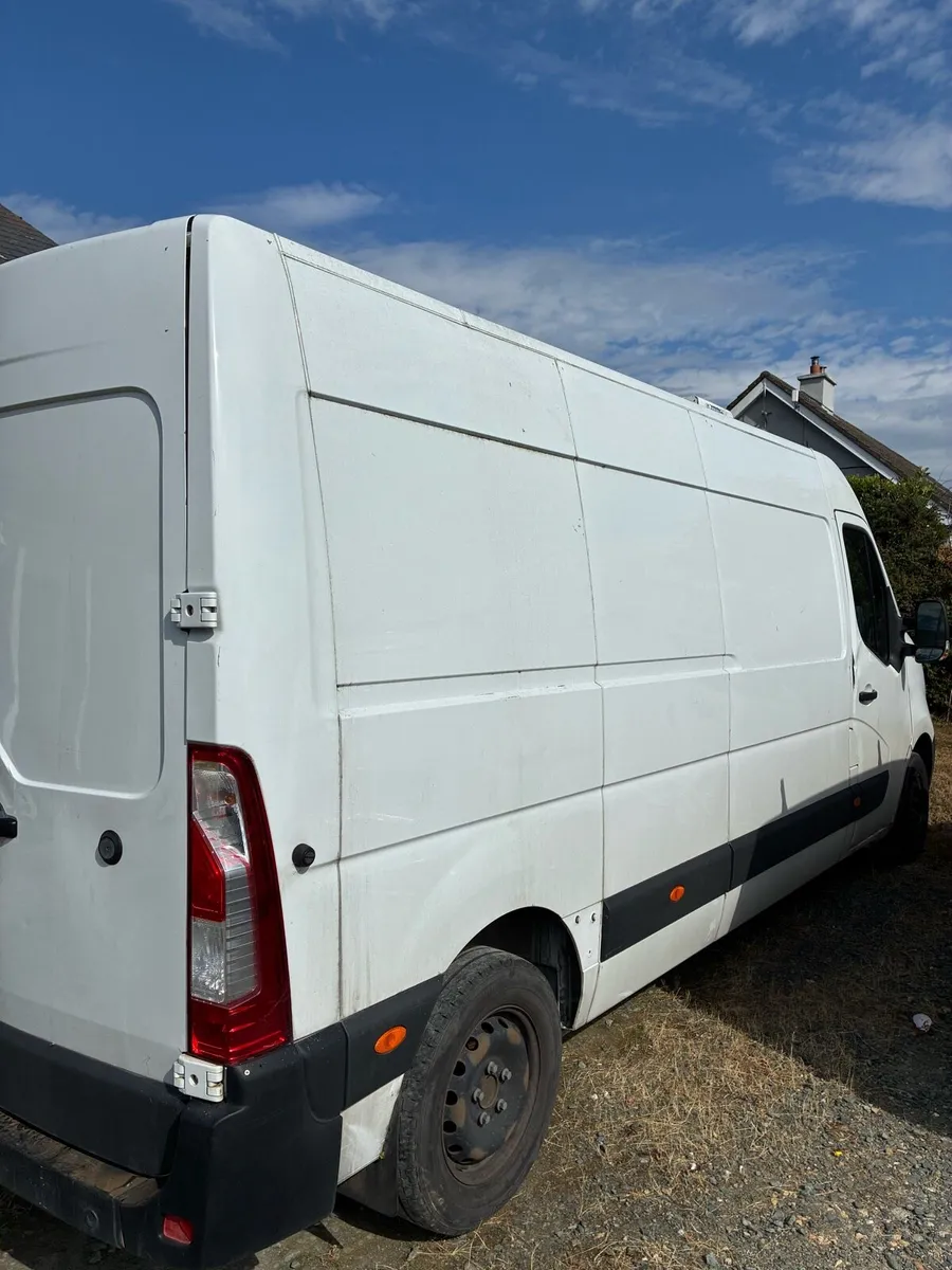 Nissan nv400 - Image 2