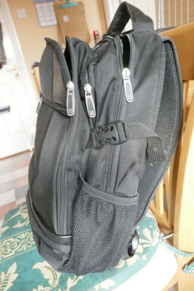 Laptop bag. - Image 2