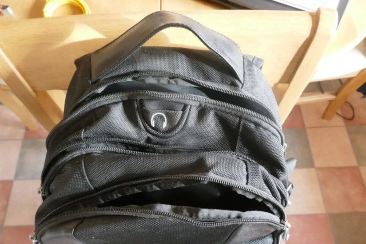 Laptop bag. - Image 3