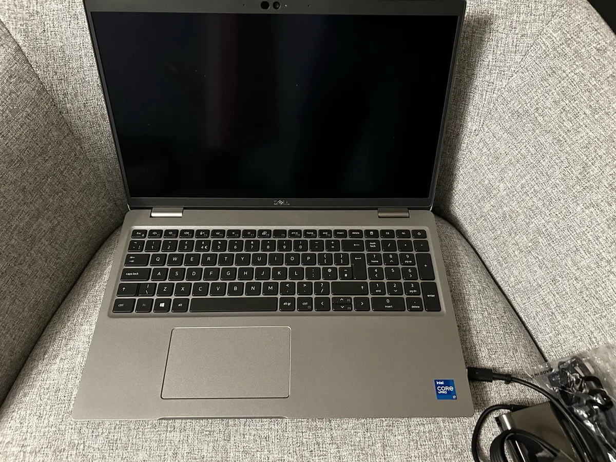 Dell Precision 3561 - Image 2