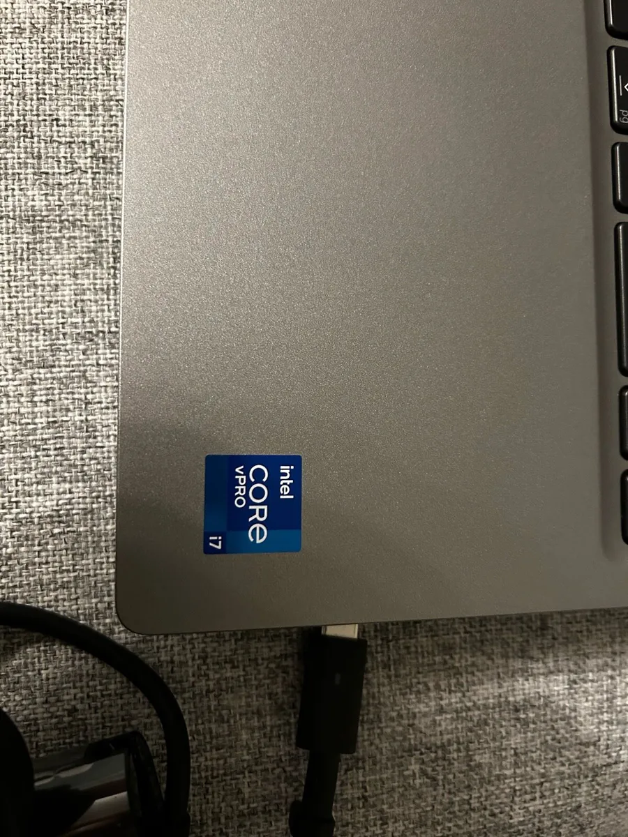 Dell Precision 3561 - Image 3
