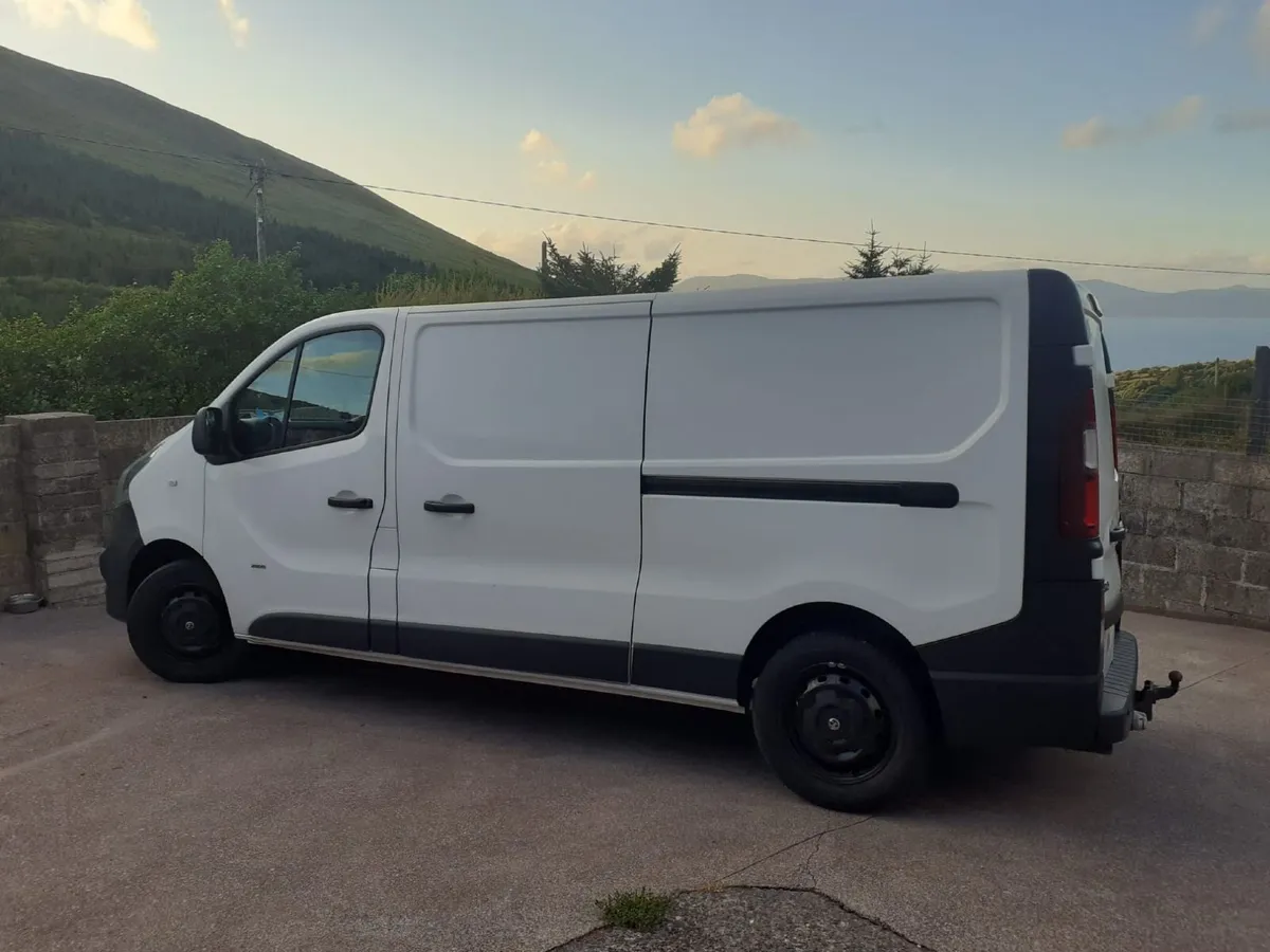 Vauxhall Vivaro 2015 - Image 2