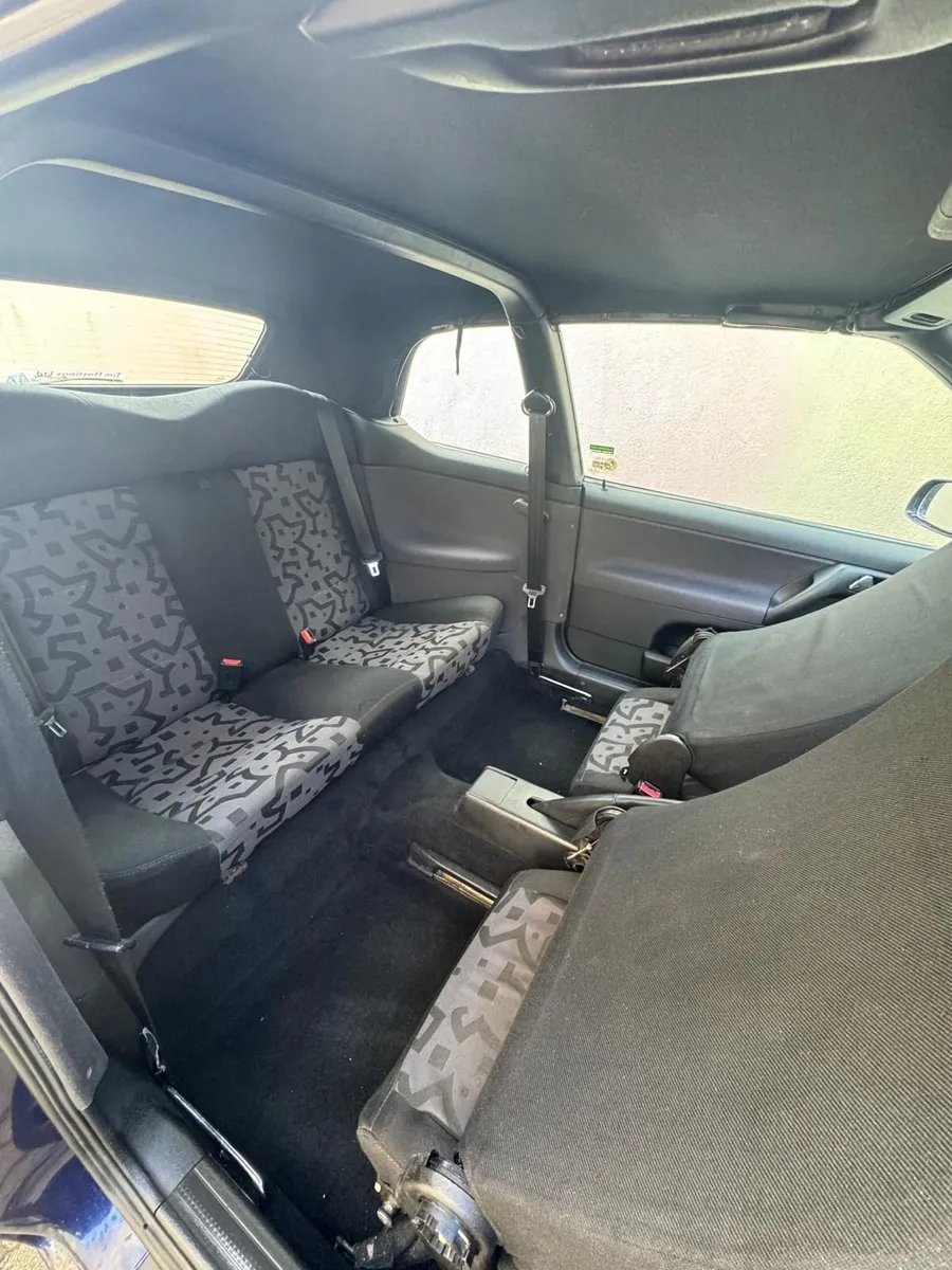 Volkswagen Golf 2000 - Image 4