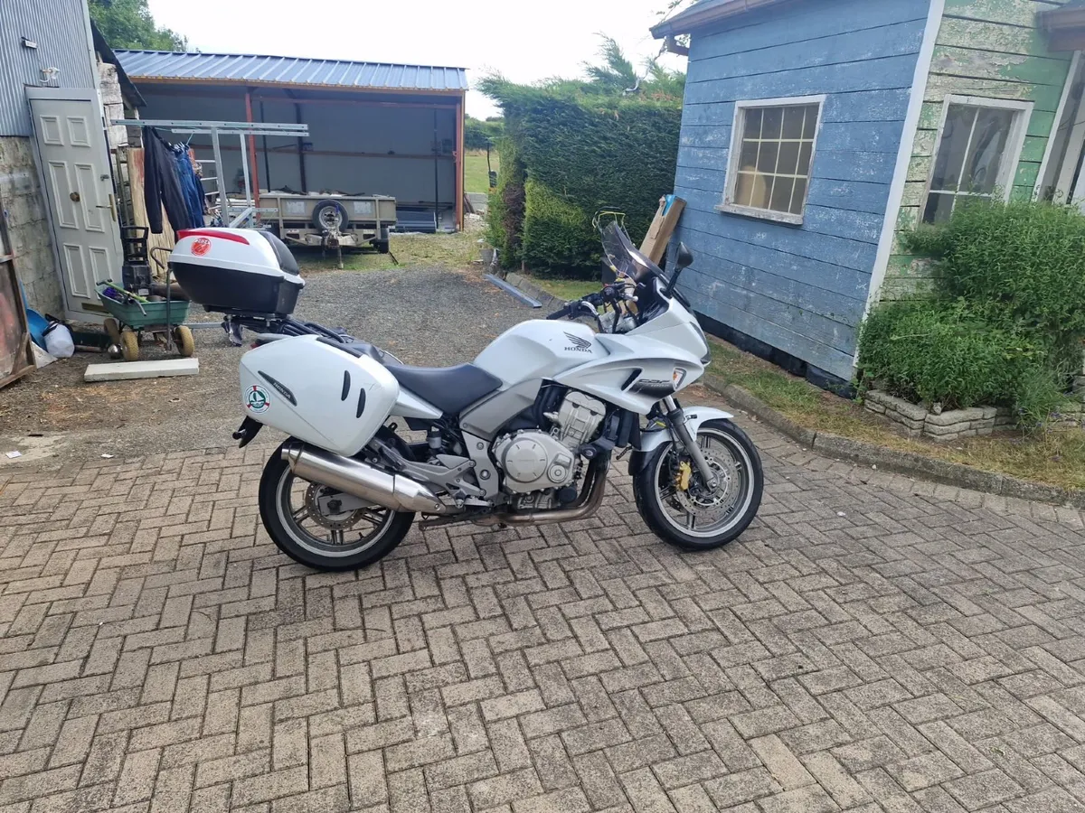 Honda CBF 1000 2011 - Image 2
