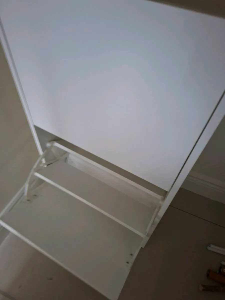 Shoe storage - Image 2