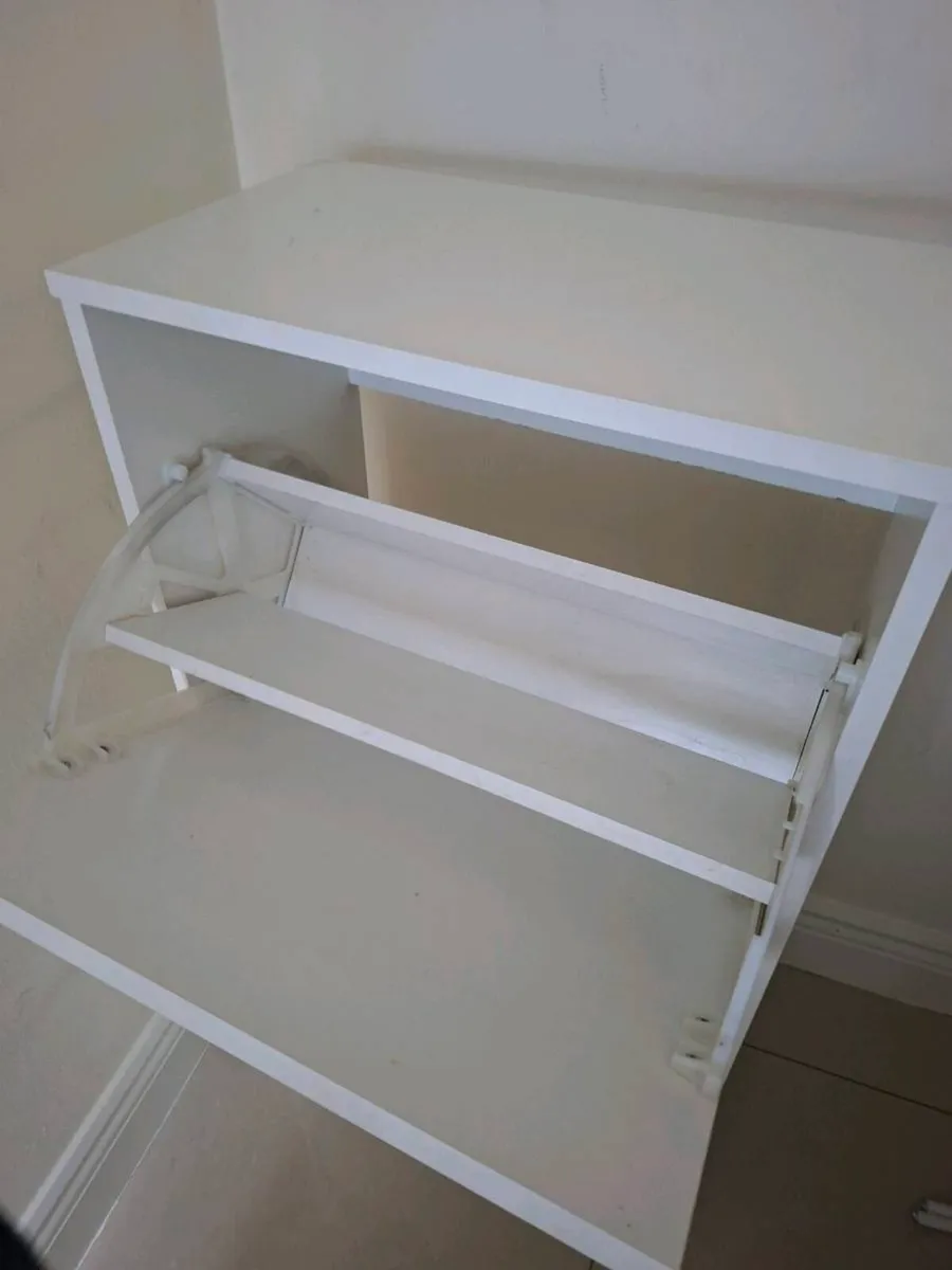 Shoe storage - Image 3