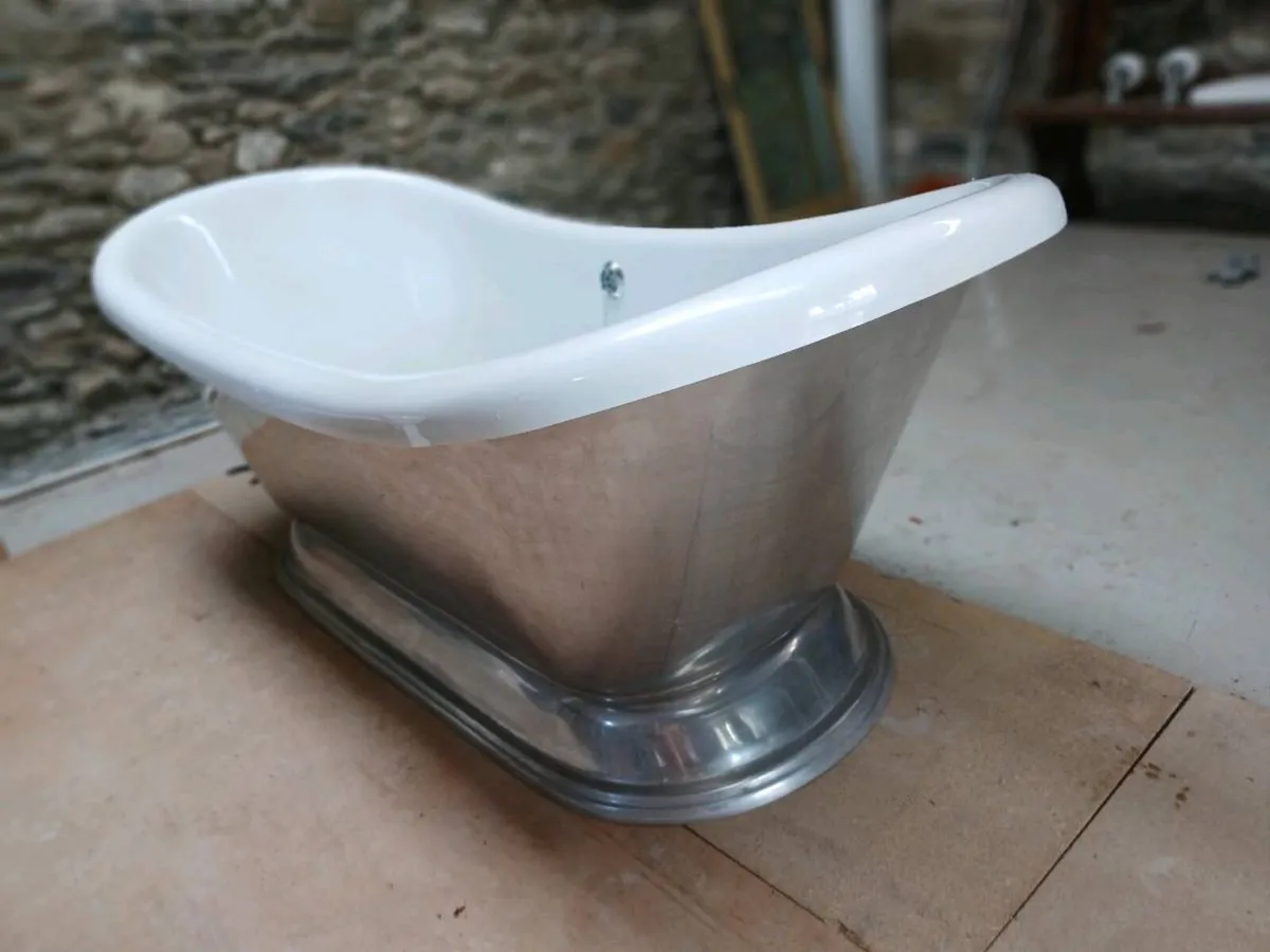 Double ended plinth bath - Image 2