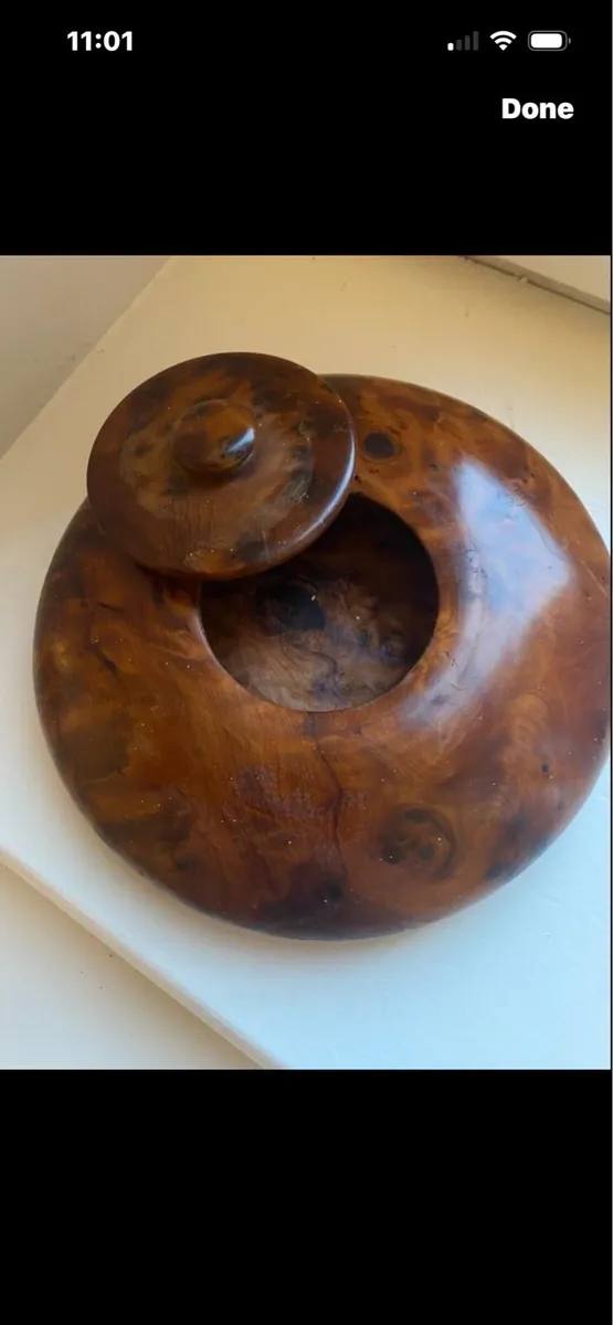 Handcrafted Walnut Jewellery/ Trinket Box - Image 4