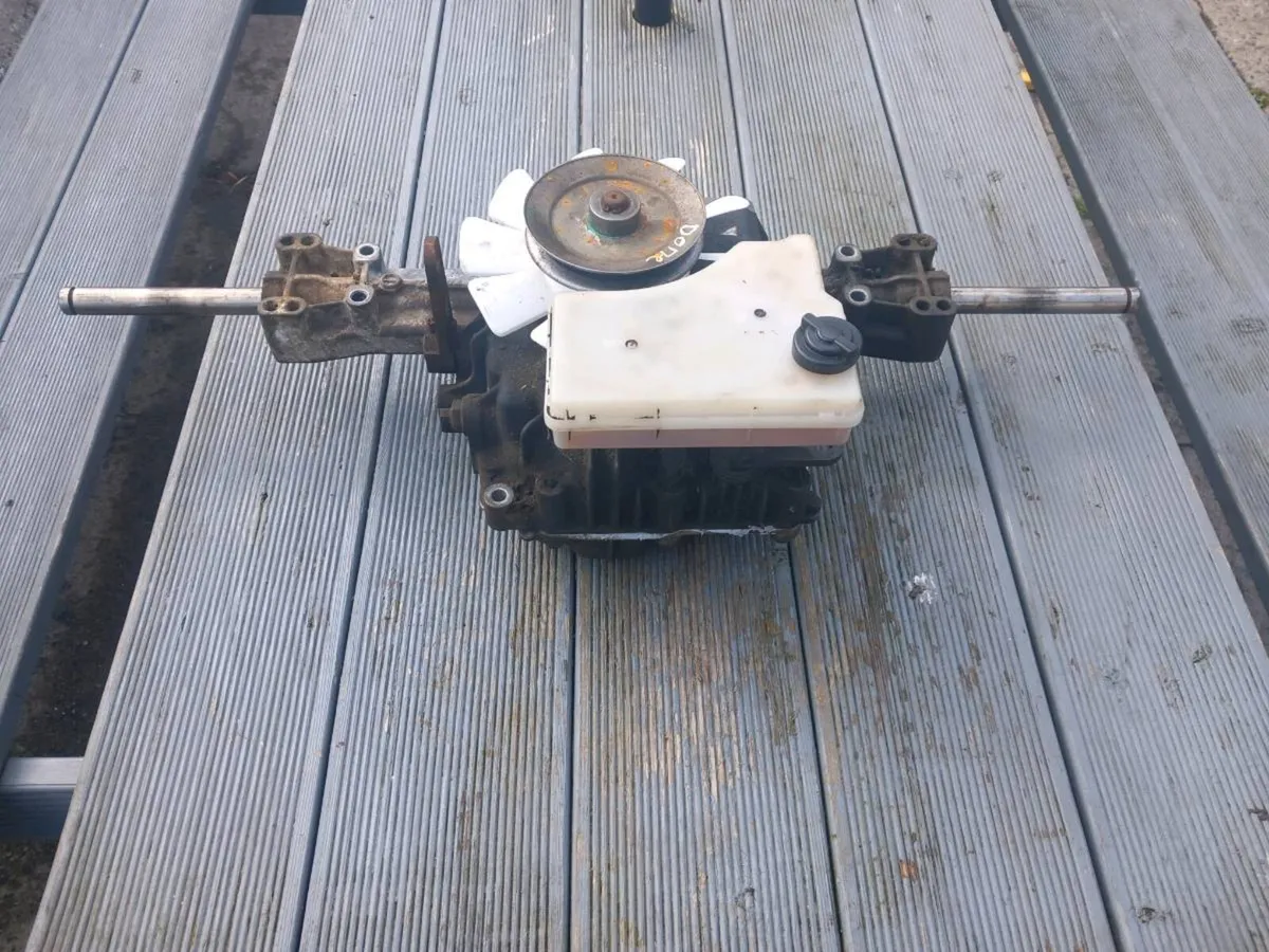 Honda/Castlegarden hydrostatic transmission - Image 4